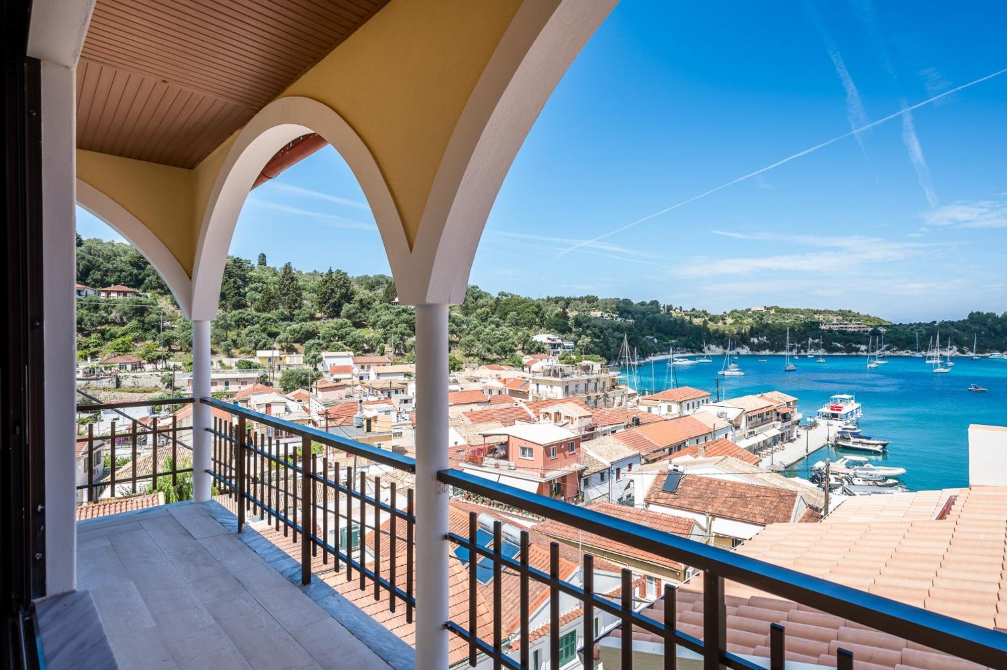 Agaloula Centrally Located Apartments, Lakka Exterior foto