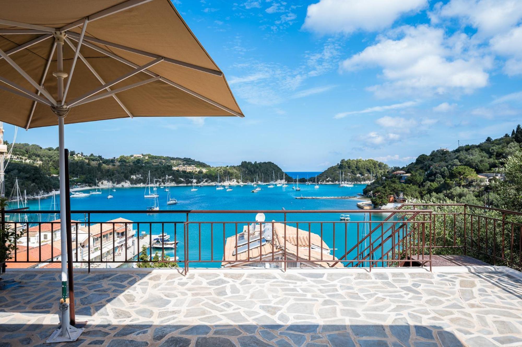 Agaloula Centrally Located Apartments, Lakka Exterior foto